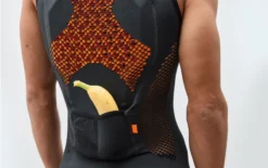 Bluegrass Seamless Lite D30 Body Armour - Black -Castelli Store 29300BLK8