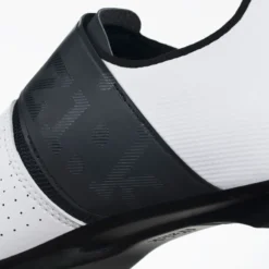 Fizik Vento Infinito Carbon 2 Wide Road Cycling Shoes - White 10 Fizik Vento Infinito Carbon 2 Wide Road Cycling Shoes - White -Castelli Store 4 664