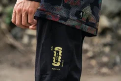 Ion Scrub Pants Unisex MTB Trousers - Black 10 Ion Scrub Pants Unisex MTB Trousers - Black -Castelli Store 47220 5170900 3