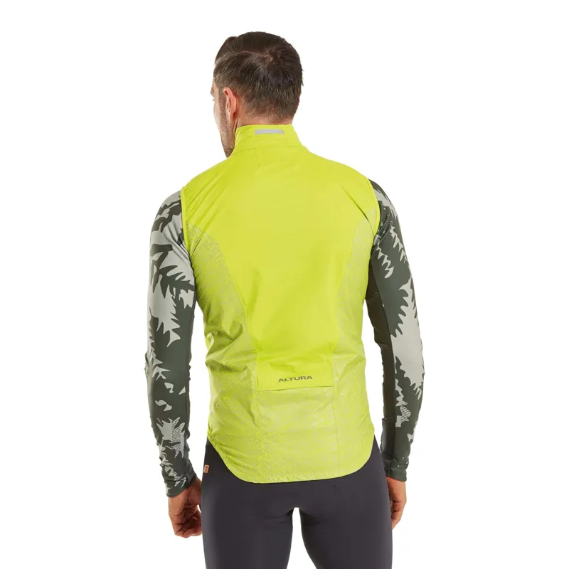Altura Icon Men's Pocket Rocket Waterproof Packable Gilet - Lime 10 Altura Icon Men's Pocket Rocket Waterproof Packable Gilet - Lime - Image 8