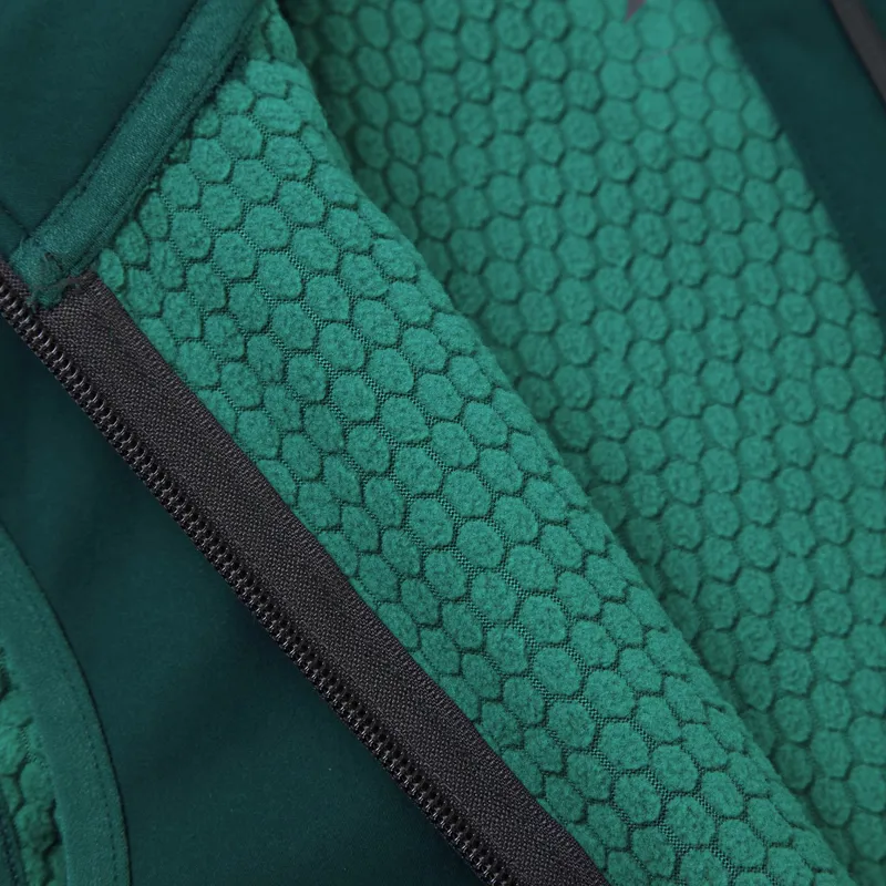 Altura Escalade Women's Softshell Gilet - Dark Green 5 Altura Escalade Women's Softshell Gilet - Dark Green - Image 3