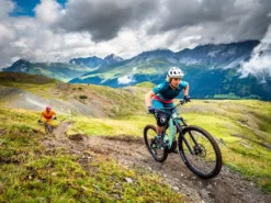 Endura SingleTrack II Women's Baggy Shorts - Spruce Green -Castelli Store E8116GSSpruceGRN 8