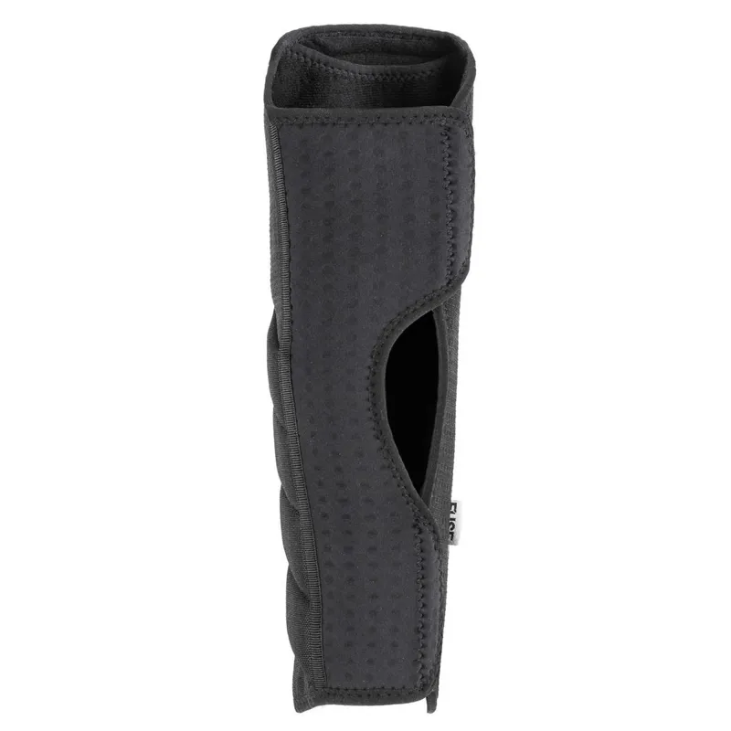 Fuse Alpha Youth Shin Whip Extended Pads - Black 4 Fuse Alpha Youth Shin Whip Extended Pads - Black - Image 2