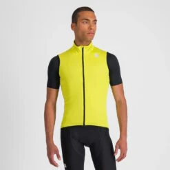 Sportful Fiandre Light NoRain Men's Vest - Black -Castelli Store SF20023Cedar1
