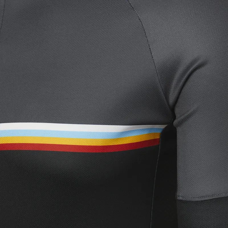 Giro Chrono Sport Short Sleeve Jersey - Black/Classic Stripe 9 Giro Chrono Sport Short Sleeve Jersey - Black/Classic Stripe - Image 7